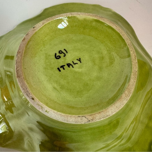 Vintage Italian Majolica Pottery Multi Coloured Cabbage Leaf Bowl - Picture 7 of 11